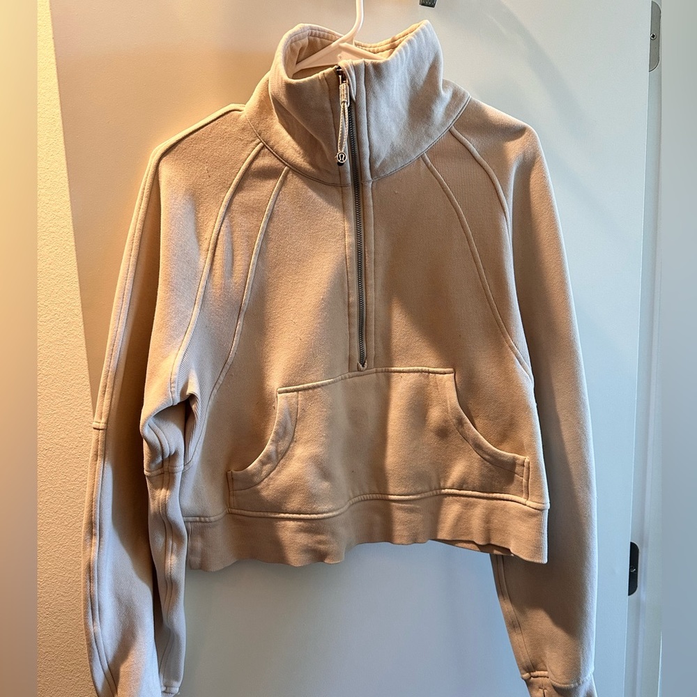 Lululemon cropped tan scuba sweatshirt size small/ medium